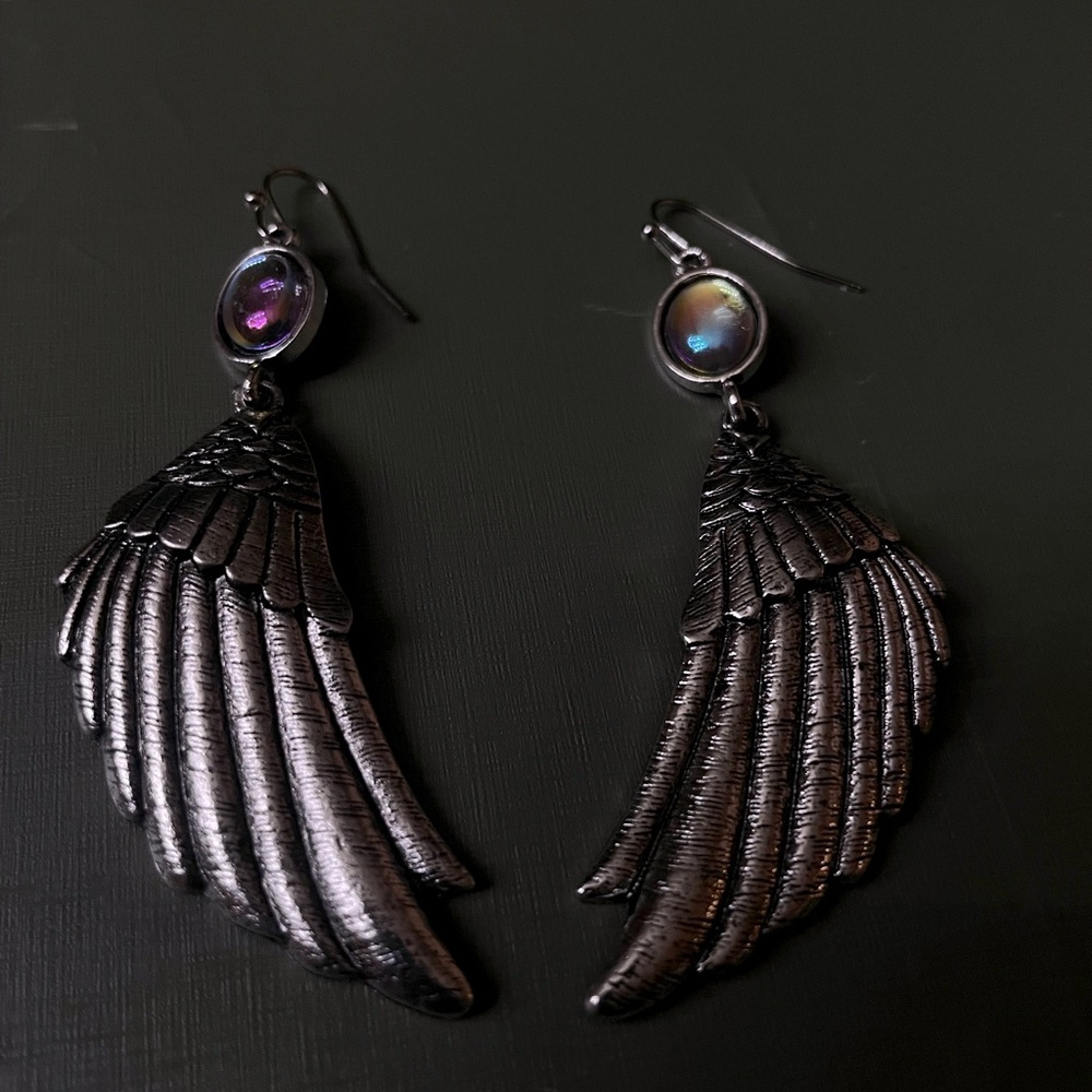 Beautiful earrings for sale brand new